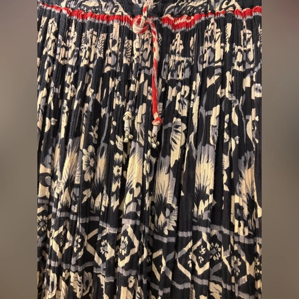 Bohemian Floral Red and Black Maxi Skirt One Size - Picture 3 of 8